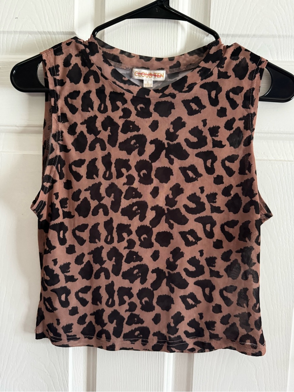 Cloud Ten Leopard Print Cropped Tank